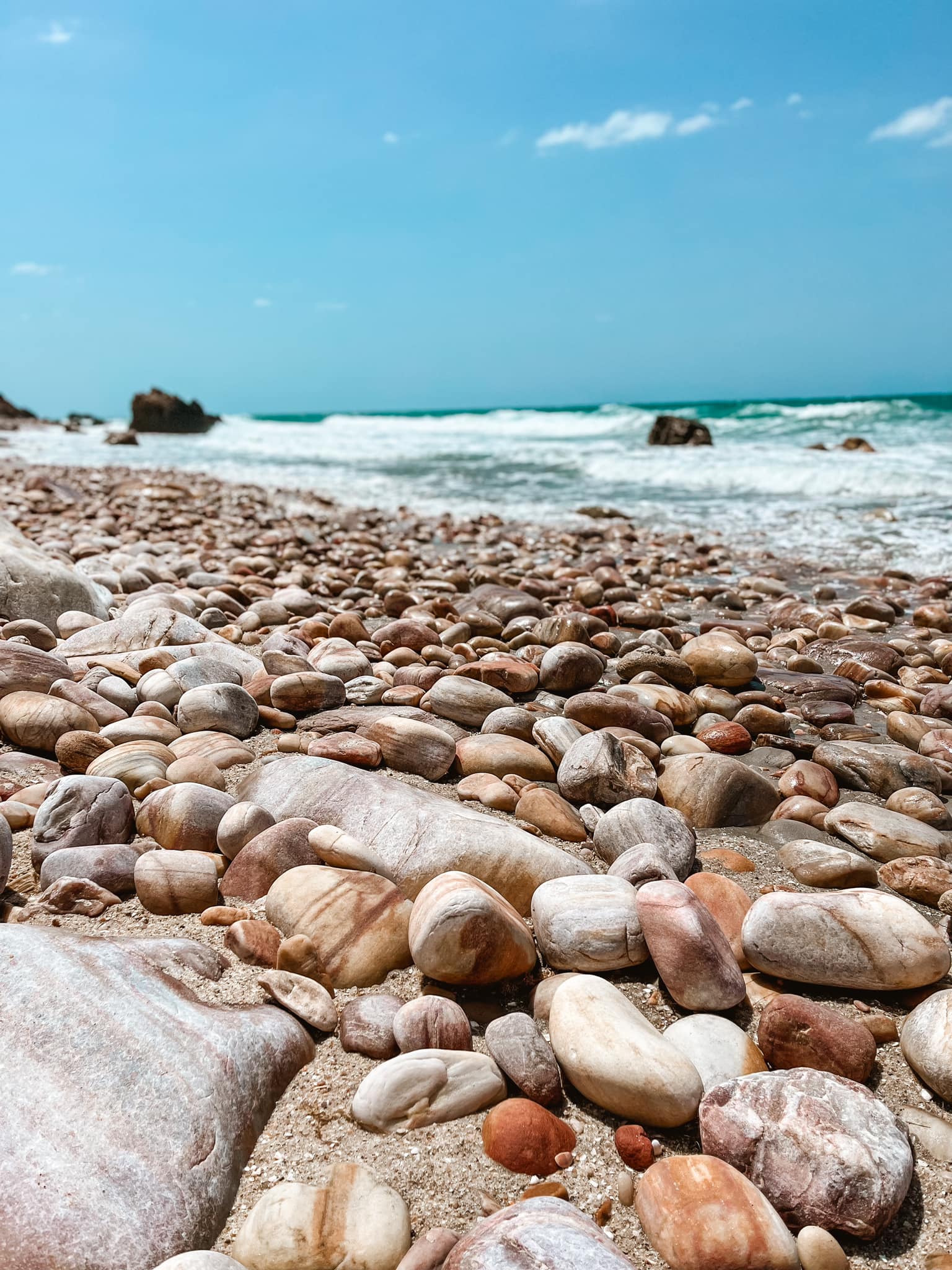 trilha praia pedra furada jeri